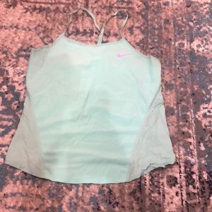 Nike tennis top